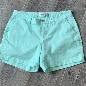 Mint colored shorts size 6